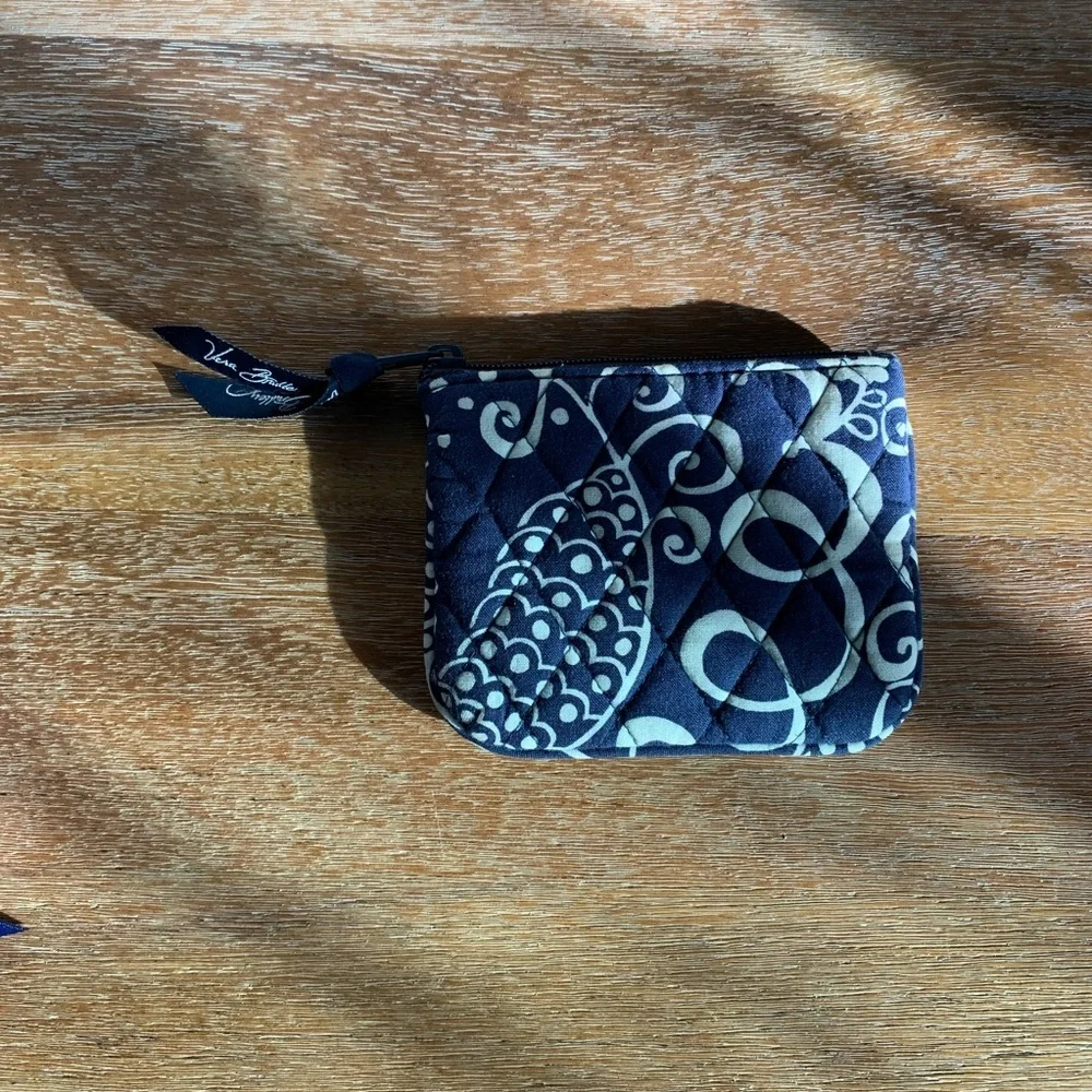 Vera Bradley Twirly Bird Blue/White Case